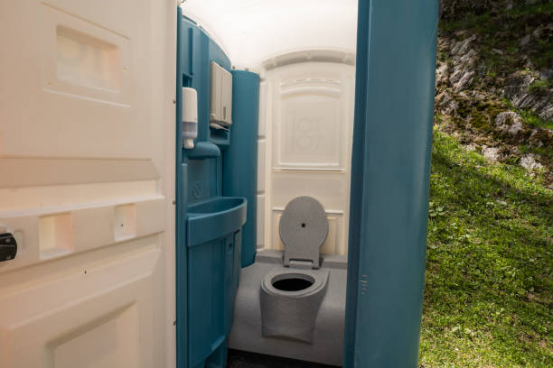 Portable Toilets for Disaster Relief Sites in Redwood Valley, CA